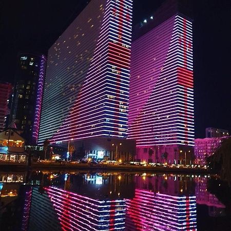 Orbi Twin Tower Apartement Batoumi Extérieur photo