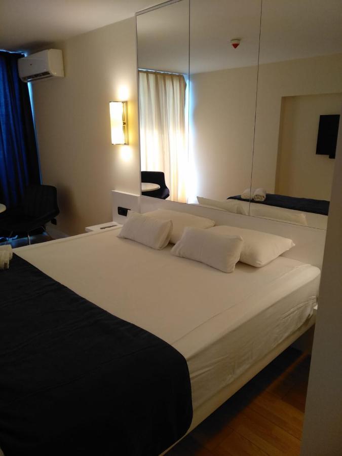 Orbi Twin Tower Apartement Batoumi Extérieur photo